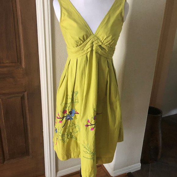 eshakti Dresses & Skirts - Eshakti Fit & Flare Dress Floral Embroidered Size Small Custom Green